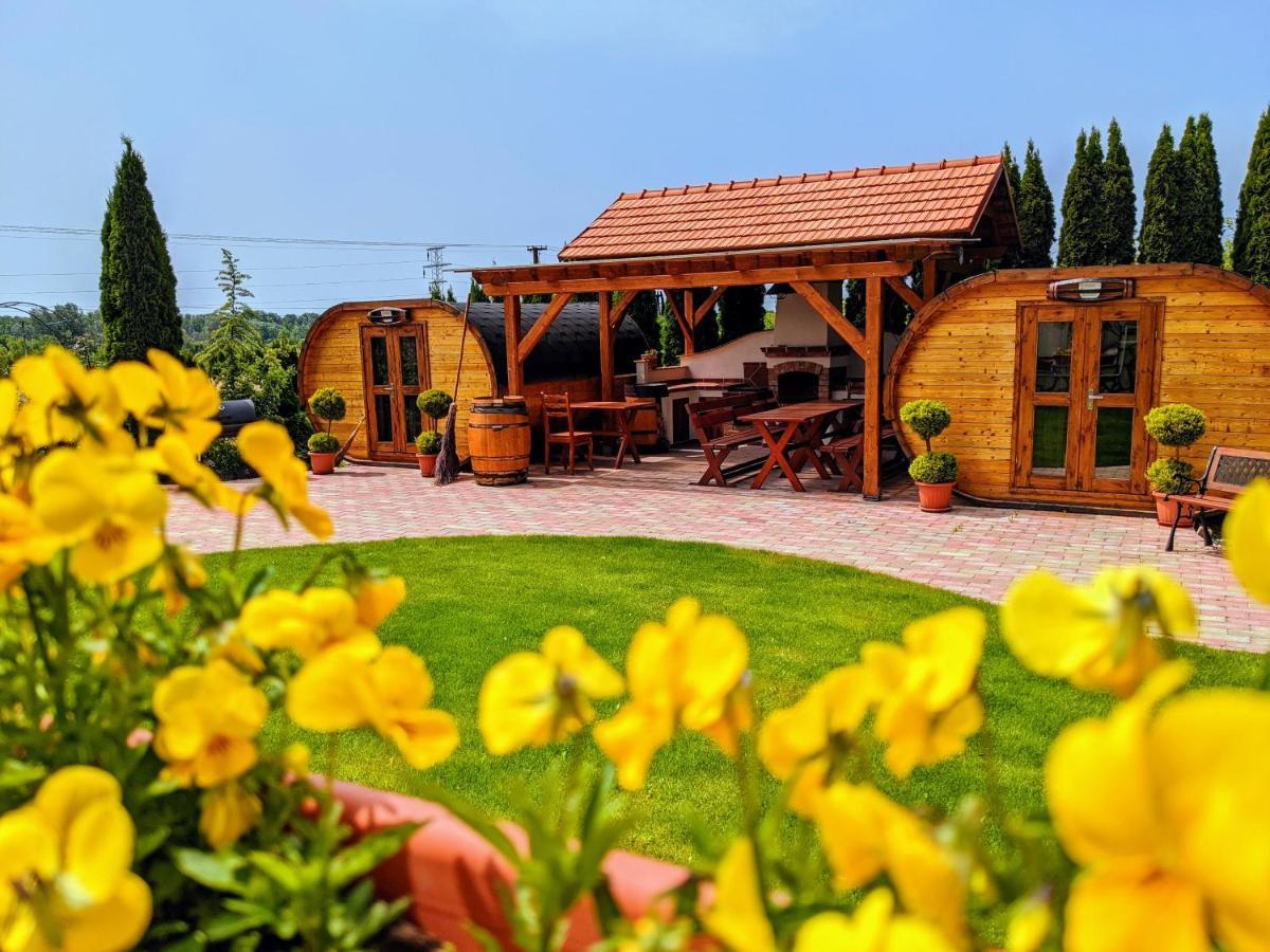 Tokaj Zlata Putna - Restaurant & Pension Vinicky Exterior photo