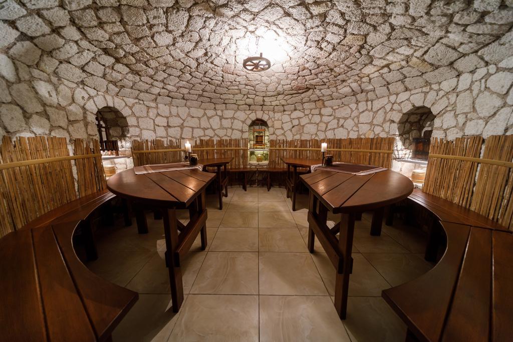 Tokaj Zlata Putna - Restaurant & Pension Vinicky Exterior photo
